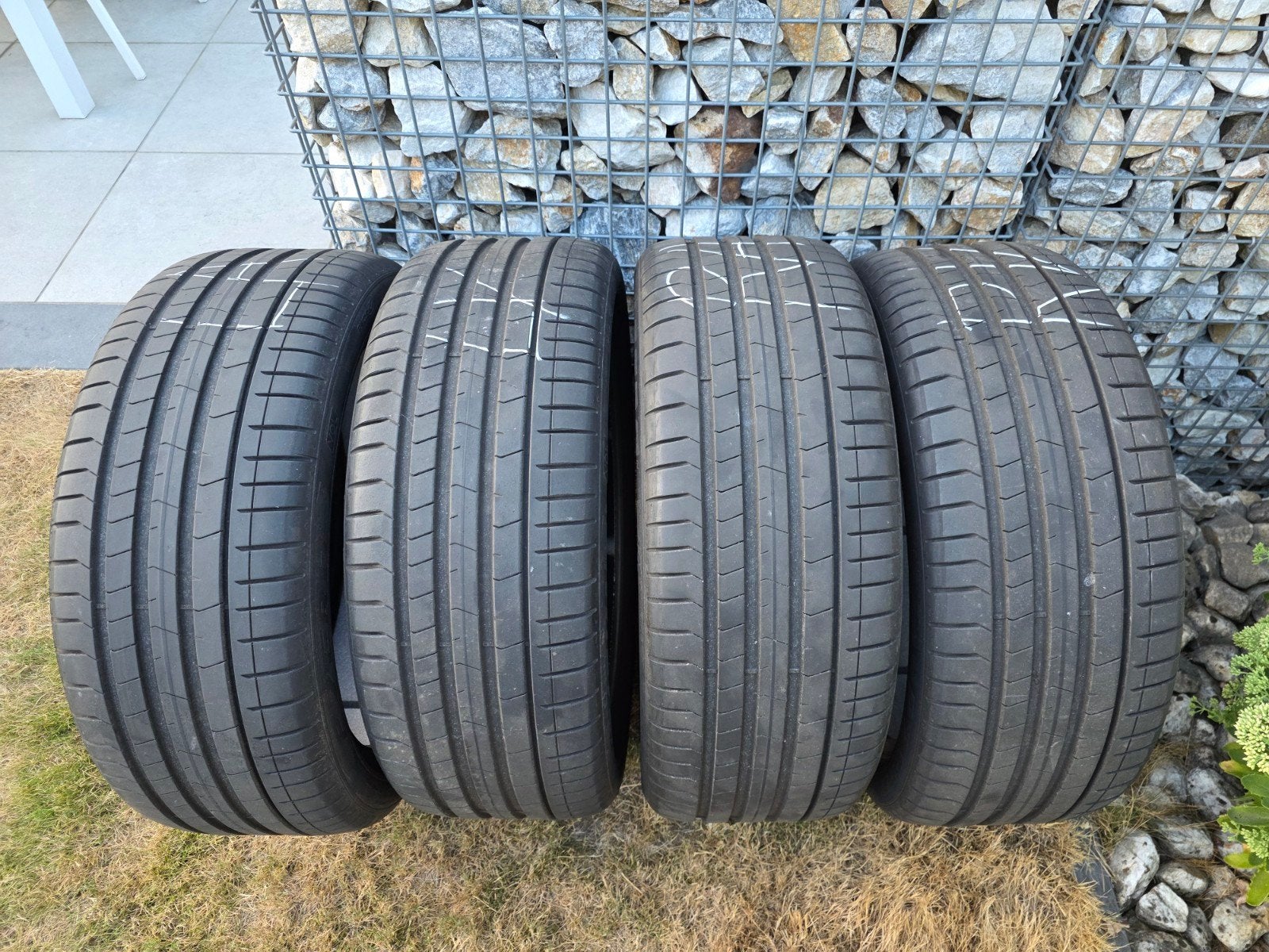 Pirelli P-zero zomerbanden 21 inch 255/40 R21 102 v - stonde, Auto-onderdelen, Ophalen, Gebruikt, 255 mm, Velg(en)