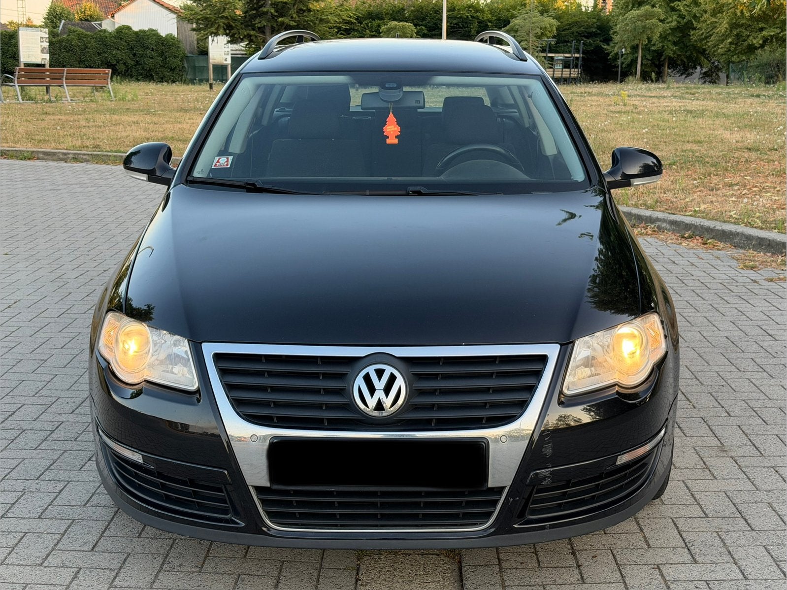 Volkswagen Passat Variant 1.6 TDI – 2010 EURO 5 ✅GEKEURD, Auto's, Euro 5, Zwart, Bedrijf, Airconditioning