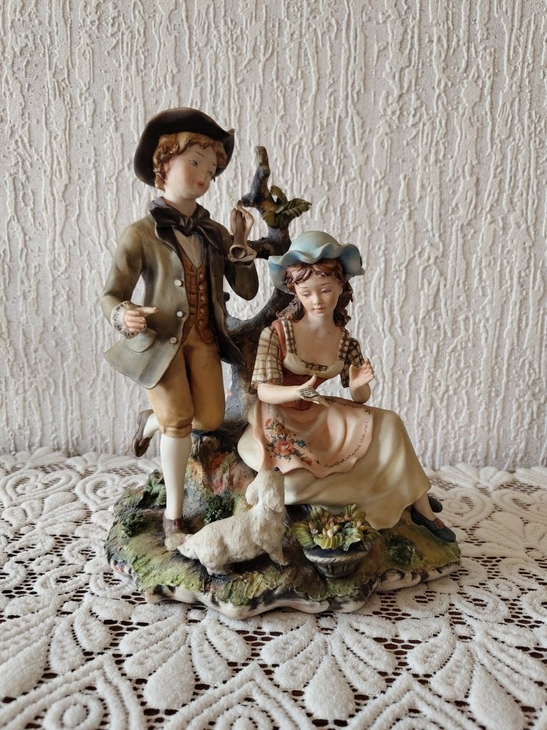 Porseleinen beeldje, Antiquités & Art, Antiquités | Porcelaine, Enlèvement