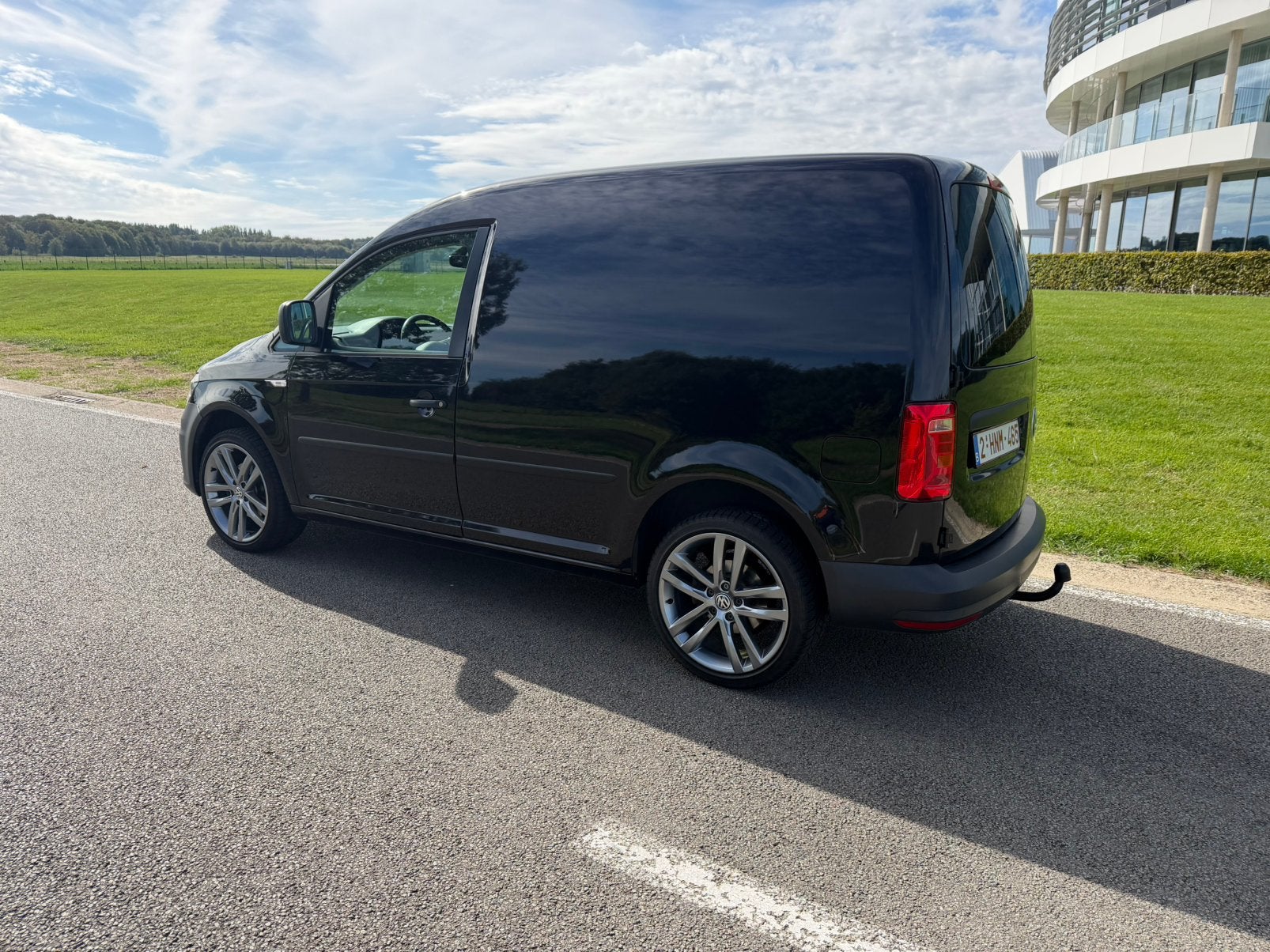 Volkswagen caddy 2.0 tdi 150pk apple carplay multi stuurwiel, Auto's, Voorwielaandrijving, Volkswagen, Leder en Stof, Zwart