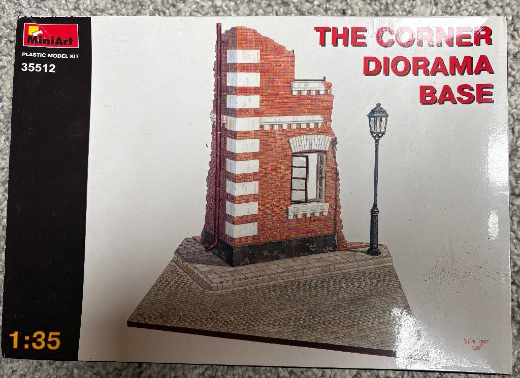 Miniart 35512 The Corner Diorama Base, Ophalen of Verzenden, Nieuw, 1:35 tot 1:50, Diorama