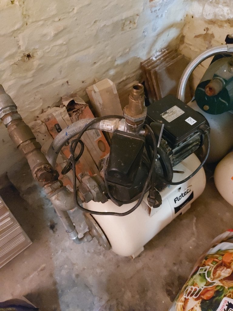 Groupe hydrophore, Jardin & Terrasse, Enlèvement, Utilisé, Électrique