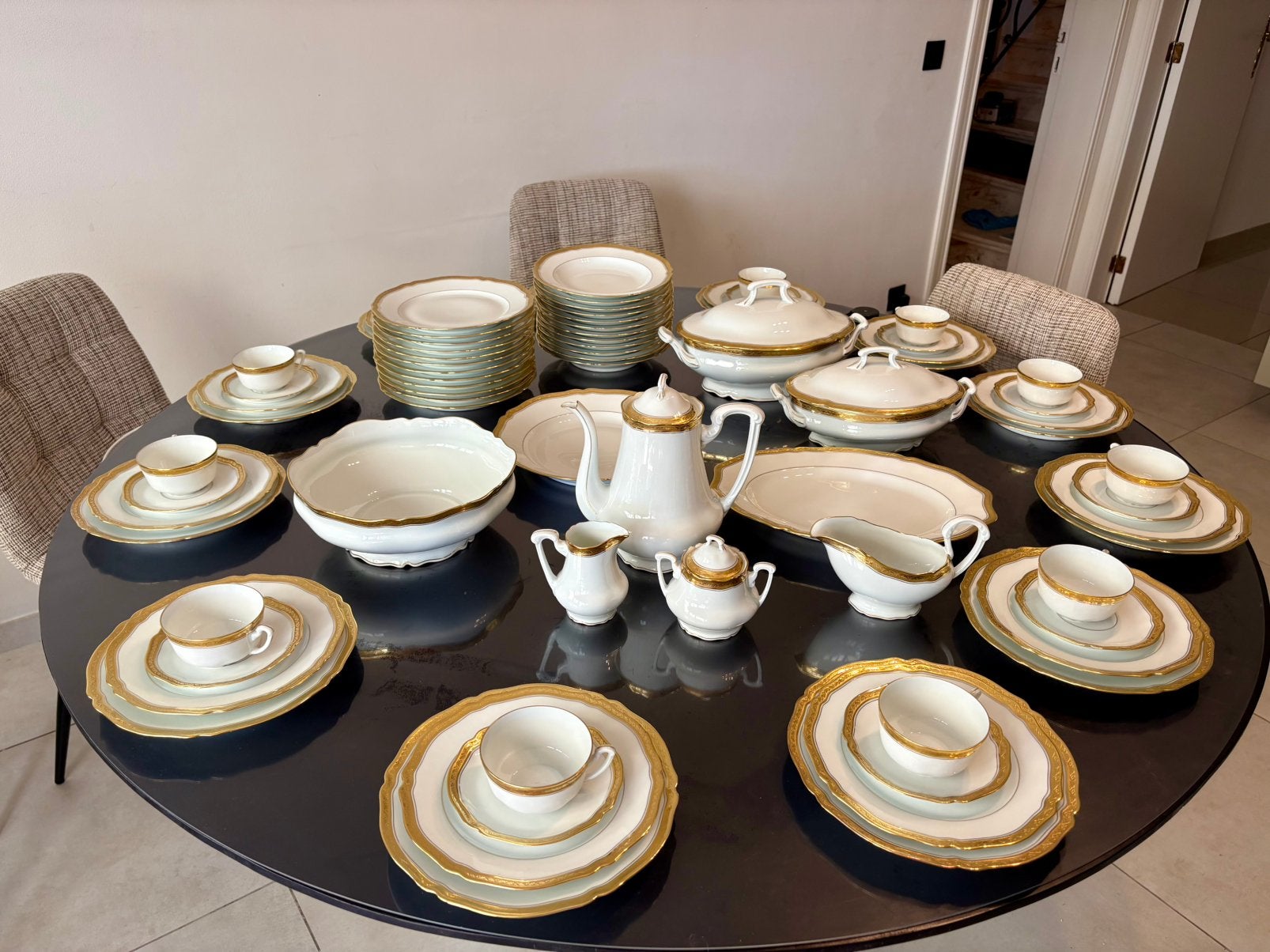 Prachtige Limoges eet- en koffieservies, Antiek en Kunst, Ophalen