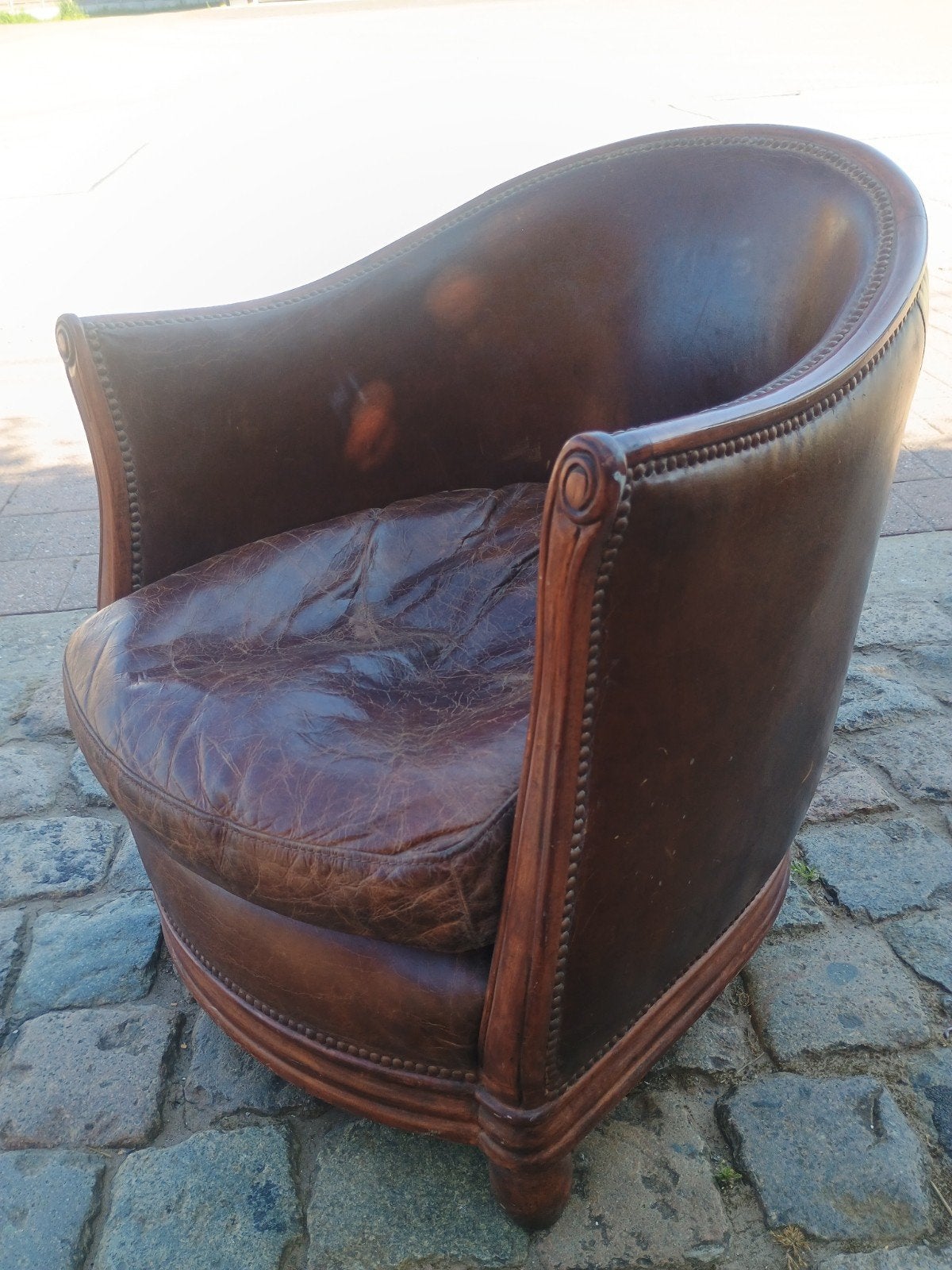 Zeteltje cumpfy ,leder bruin ,nieuw oude look, Huis en Inrichting, Fauteuils, Ophalen