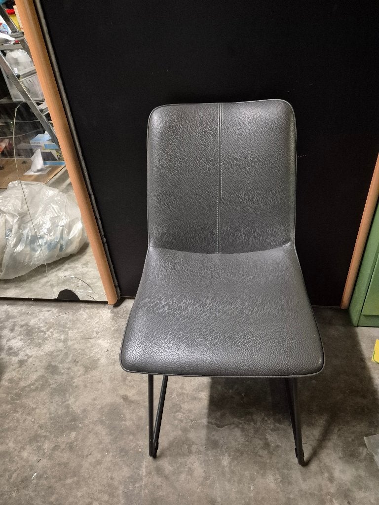 Stoelen leder taupe, Maison & Meubles, Chaises, Enlèvement, Comme neuf, Cuir, Quatre
