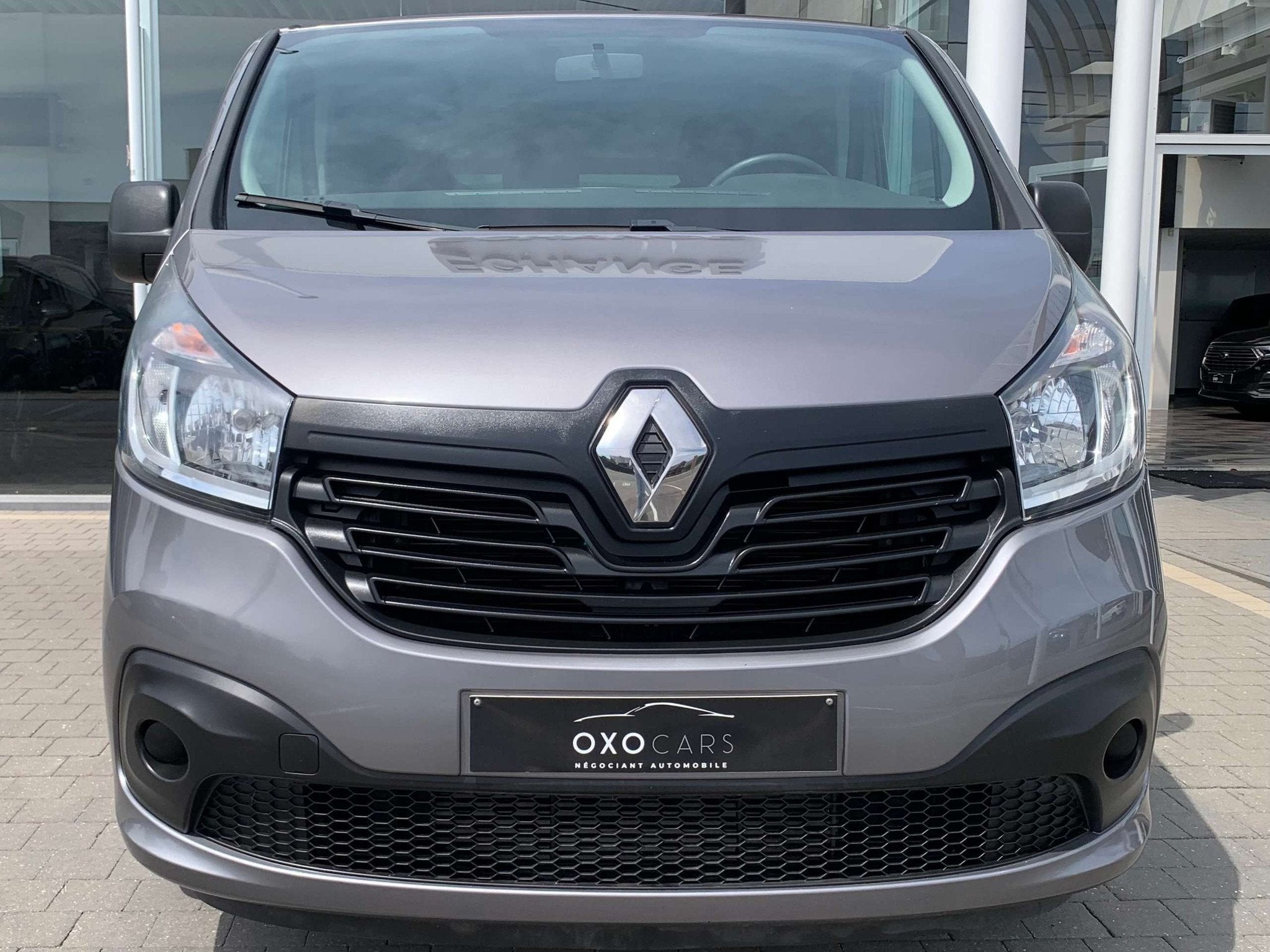 Renault Trafic 1.6 DCI 125CV / LIFT-EVALATEUR / TRANSPORT PM, Voorwielaandrijving, 4 zetels, Gebruikt, Euro 6