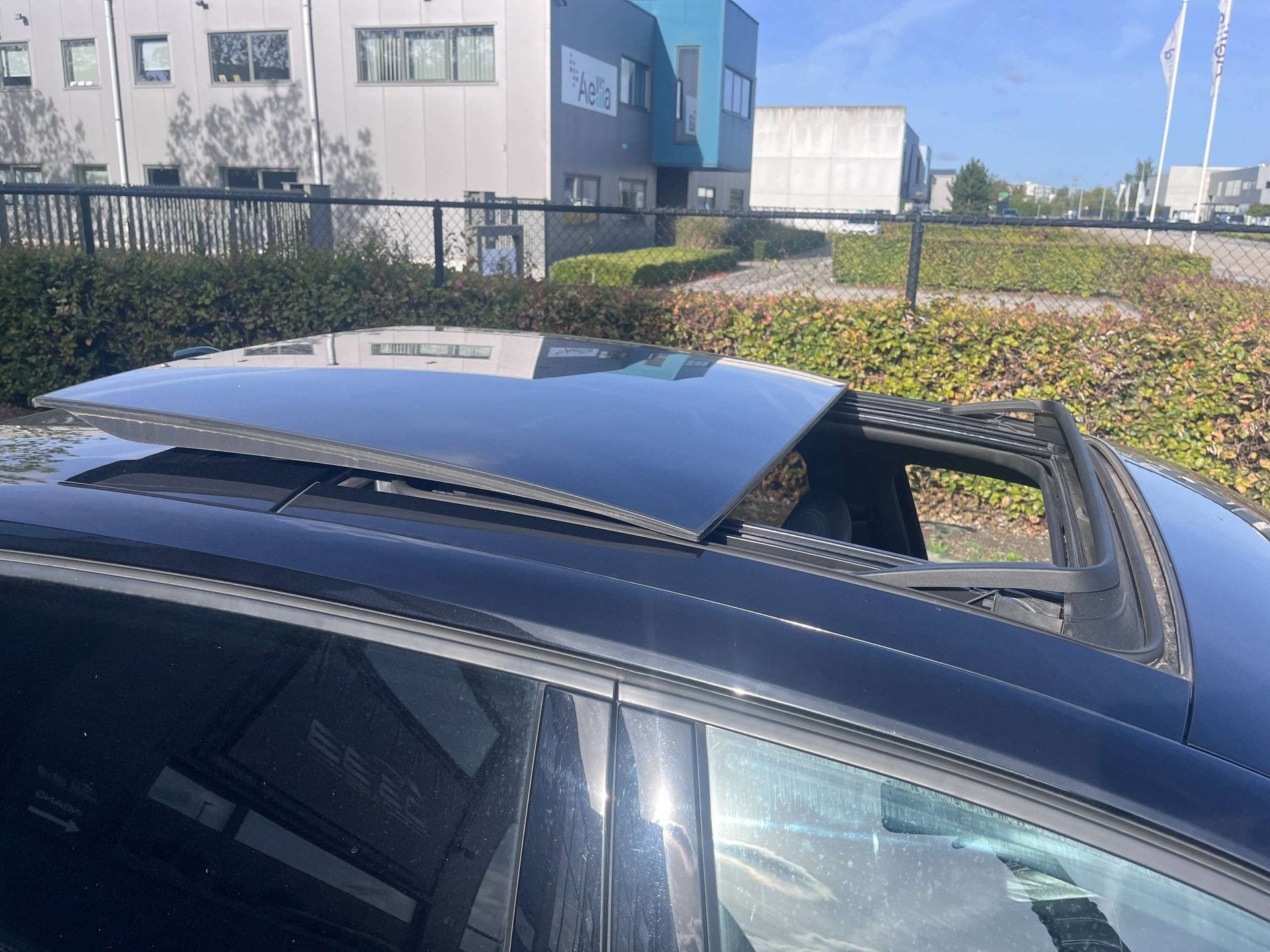Peugeot 408 1.2 GT S/ Massage/Pano/MemoryLeder/360/ZV/Apple/, Auto's, Dealer onderhouden, Gebruikt, 1199 cc, Zwart