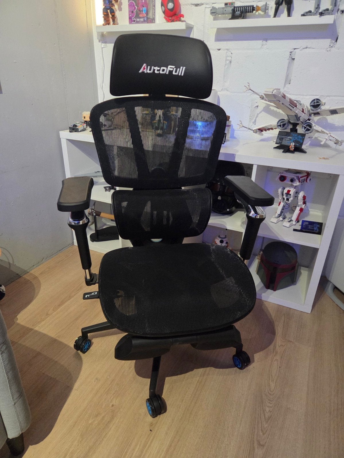 Gaming bureau stoel ergo, Huis en Inrichting, Bureaustoelen, Ophalen