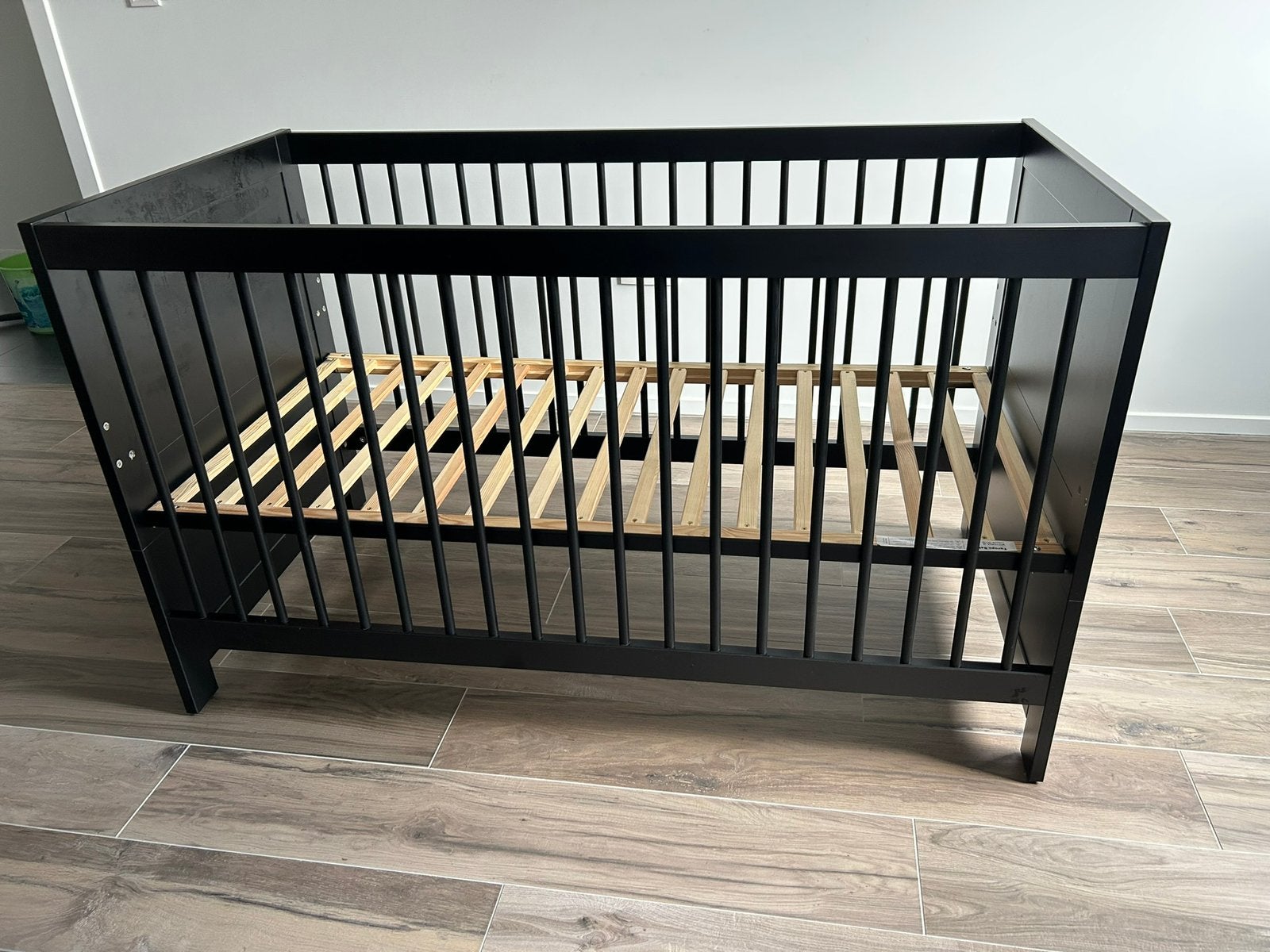 Babybed/peuterbed met commodep, Kinderen en Baby's, Ophalen, Zo goed als nieuw