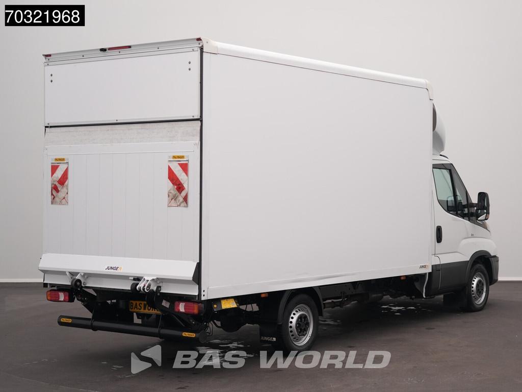 Iveco Daily 35S16 Laadklep Automaat 160PK Bakwagen Camera Ai, Automaat, Stof, Gebruikt, Euro 6