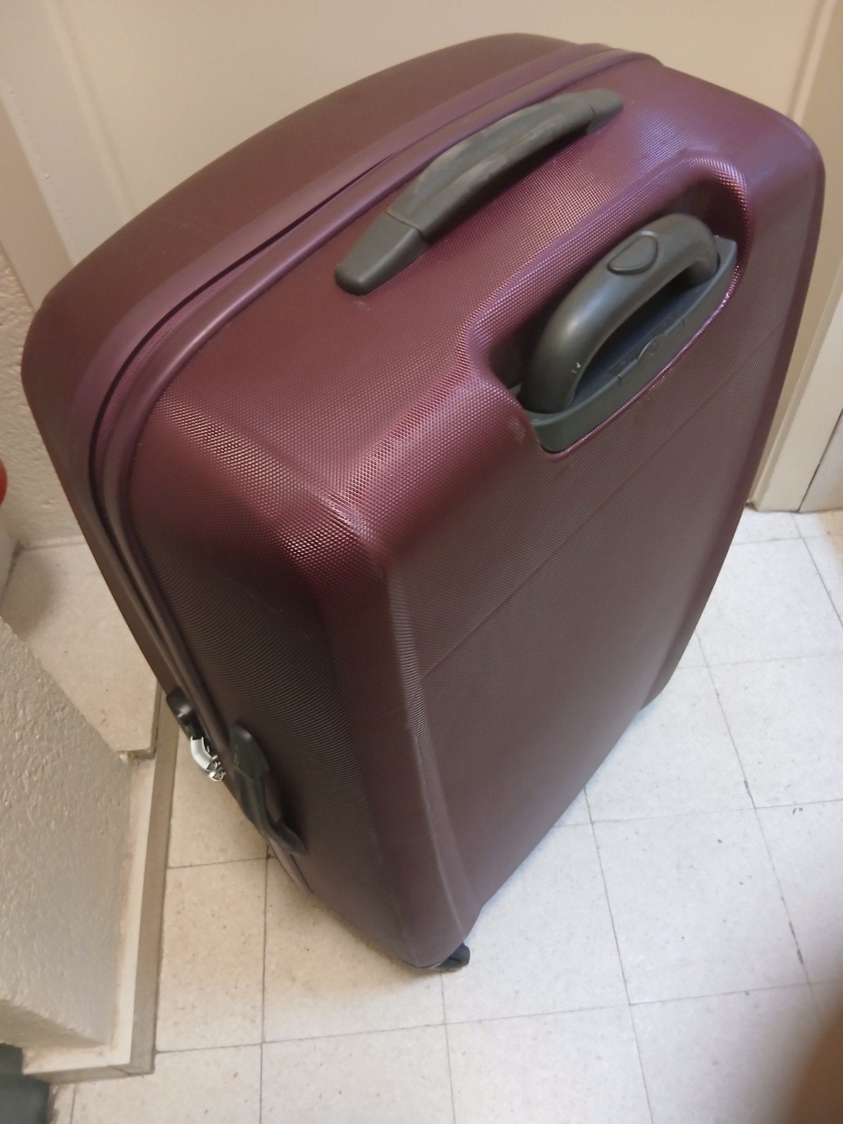 valise de voyage Samsonite 30 kg, Bijoux, Sacs & Beauté, Enlèvement