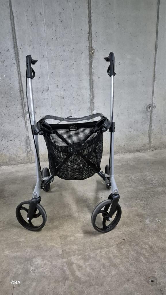 Rollator Gemino à vendre en parfait état. Très peu utilisé., Enlèvement