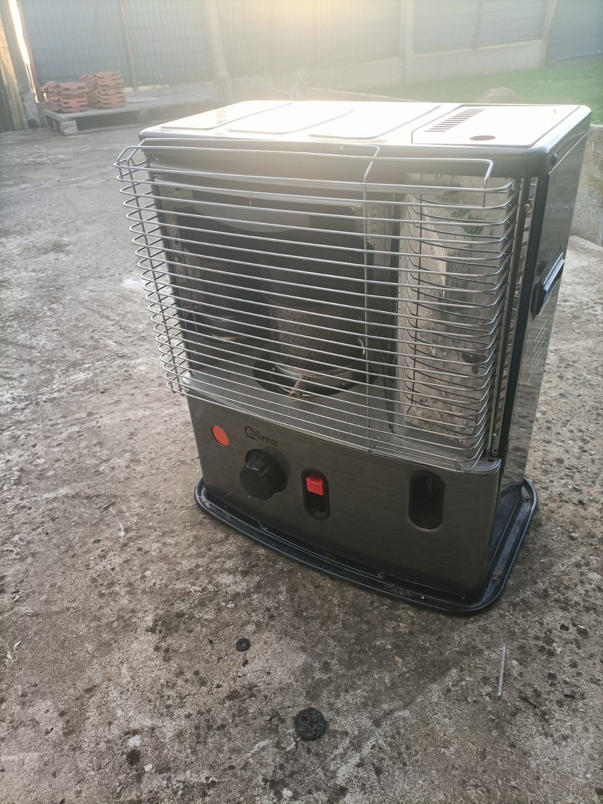 Poêle à pétrole Qlima R7227S C2 2700 W – Parfait état, Ophalen, Zo goed als nieuw