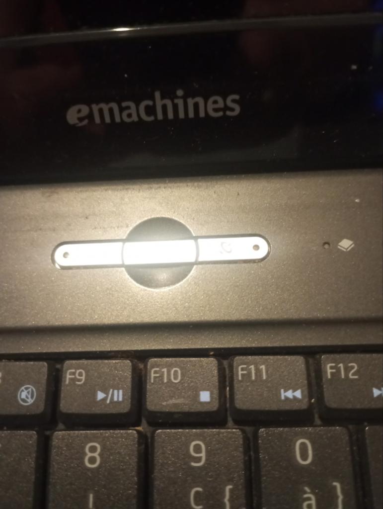 Pc ancien pas chargeur pour pieces, Audio, Tv en Foto, DVD spelers, Ophalen