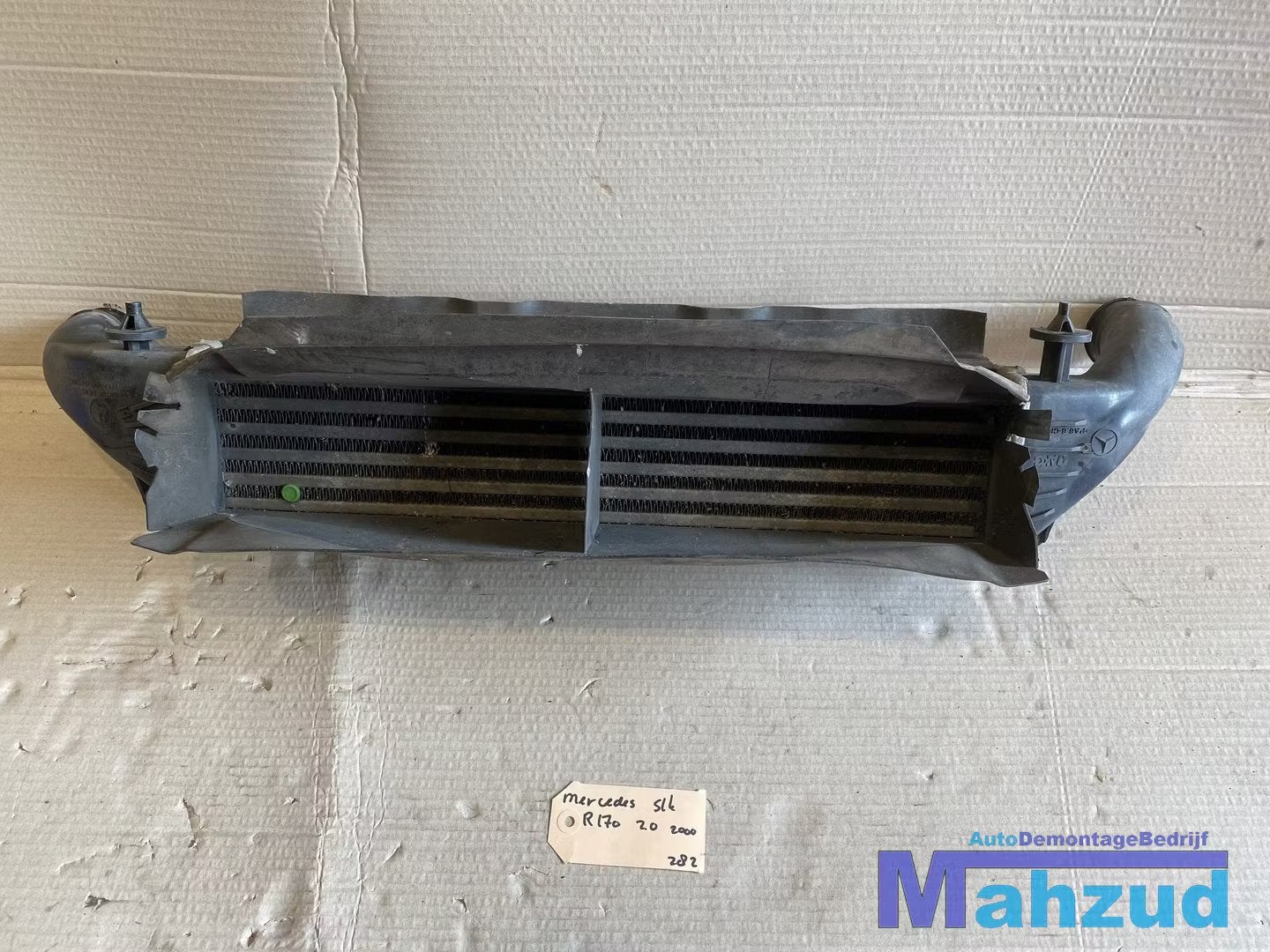 MERCEDES SLK R170 2.0 Intercooler A1705000400, Mercedes-Benz AG, Mercedes-Benz, Utilisé, Mercedesstrasse 120
70372  Stuttgart, DE