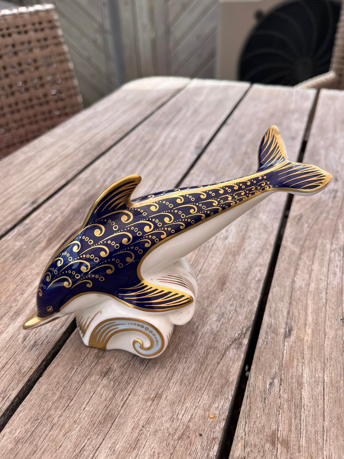 Royal Crown Derby Beeldjes Golden Carp 1986) & Dolfijn 1989), Collections, Enlèvement, Comme neuf
