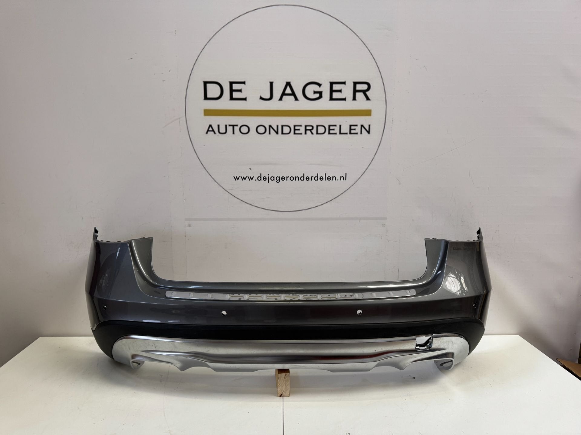 PARE-CHOC ARRI RE MERCEDES GLA W156 FACELIFT A1568850125, Pare-chocs, Mercedes-Benz, Utilisé, Mercedesstrasse 120
70372  Stuttgart, DE