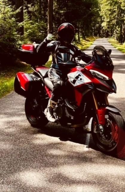 ducati multistrada v4 pikes peak, Motoren, Motoren | Ducati, 4 cilinders, Handvatverwarming, Particulier, Toermotor