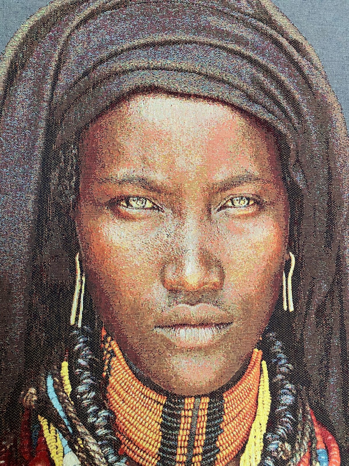 Wandtapijt "Baro Tura" – Exclusief Portret door Mario Gerth, Ophalen
