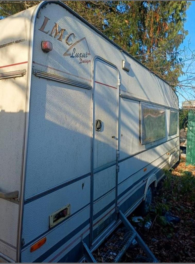 Caravan voor opmaak met papieren, Particulier