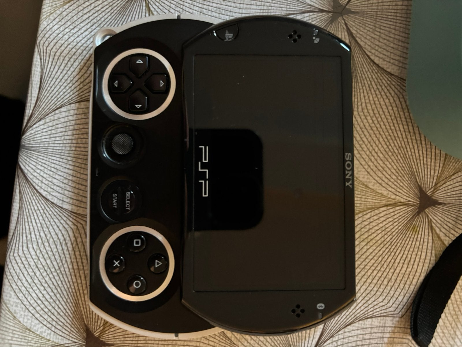 Psp go, Games en Spelcomputers, Spelcomputers | Sony PSP, Ophalen, Refurbished, Zwart, PSP