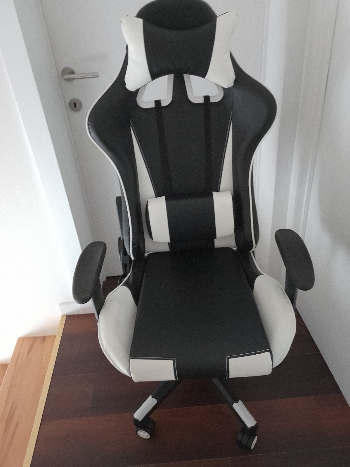 Gaming stoel, Huis en Inrichting, Bureaustoelen, Ophalen, Zwart, Zo goed als nieuw, Gaming bureaustoel