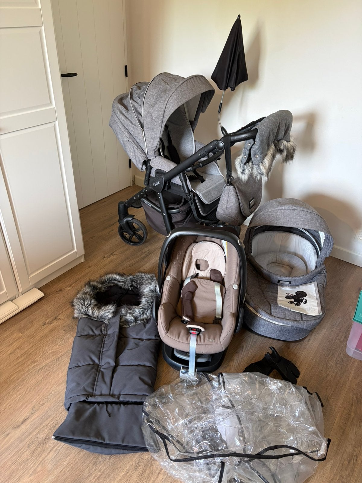 Complete set Quax avenue met maxi cosi en iso fix, Ophalen, Zo goed als nieuw