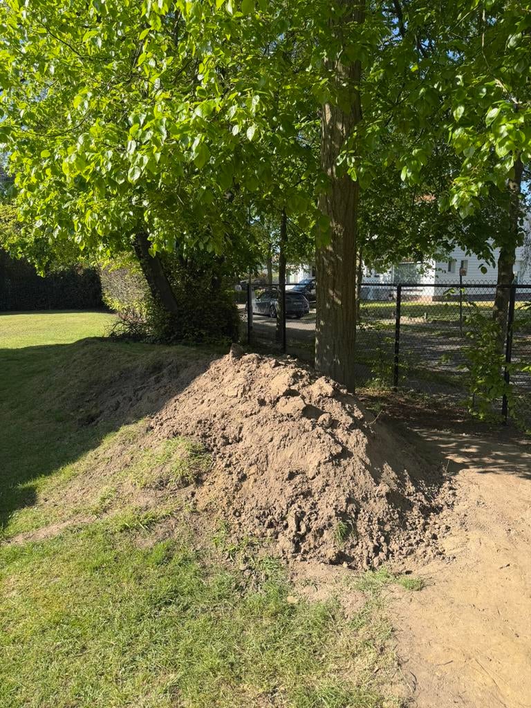 Gratis zwarte tuingrond!, Ophalen, Tuinaarde