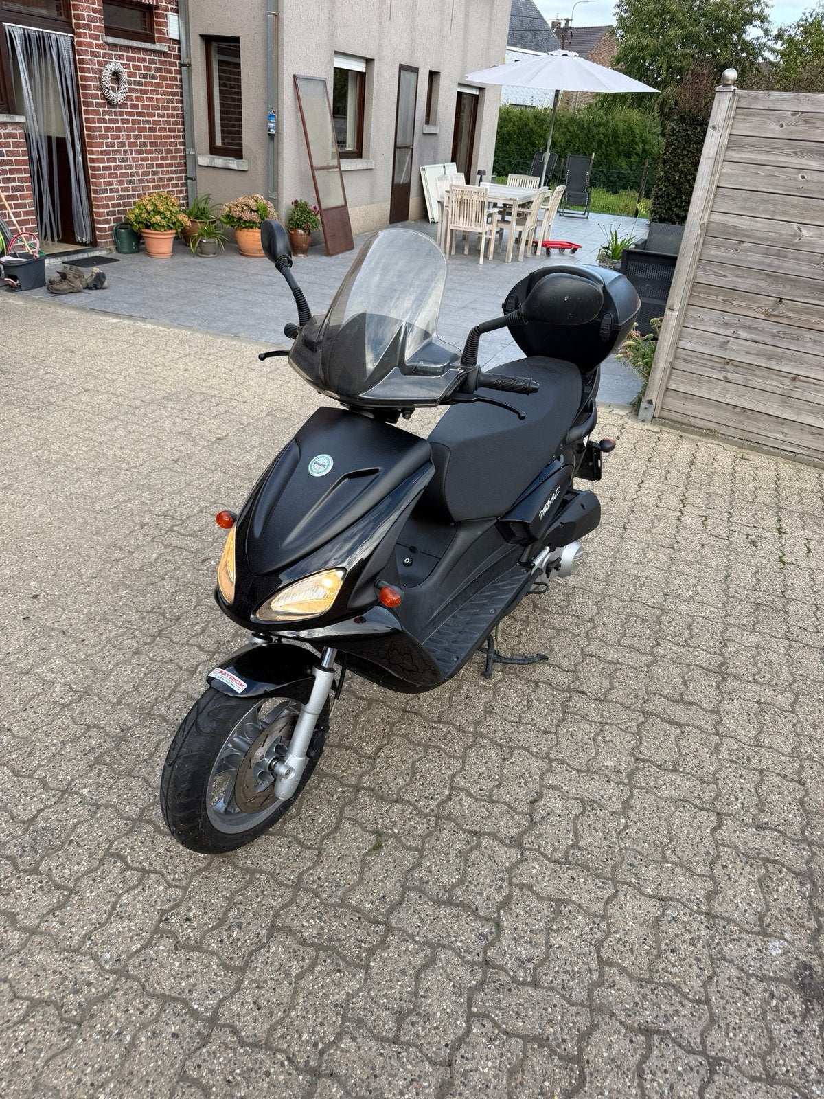 Scooter Benelli, Enlèvement, Comme neuf, Essence