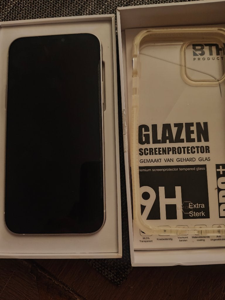 iPhone 12 gererveerd, Ophalen, Wit, Zo goed als nieuw, Met simlock