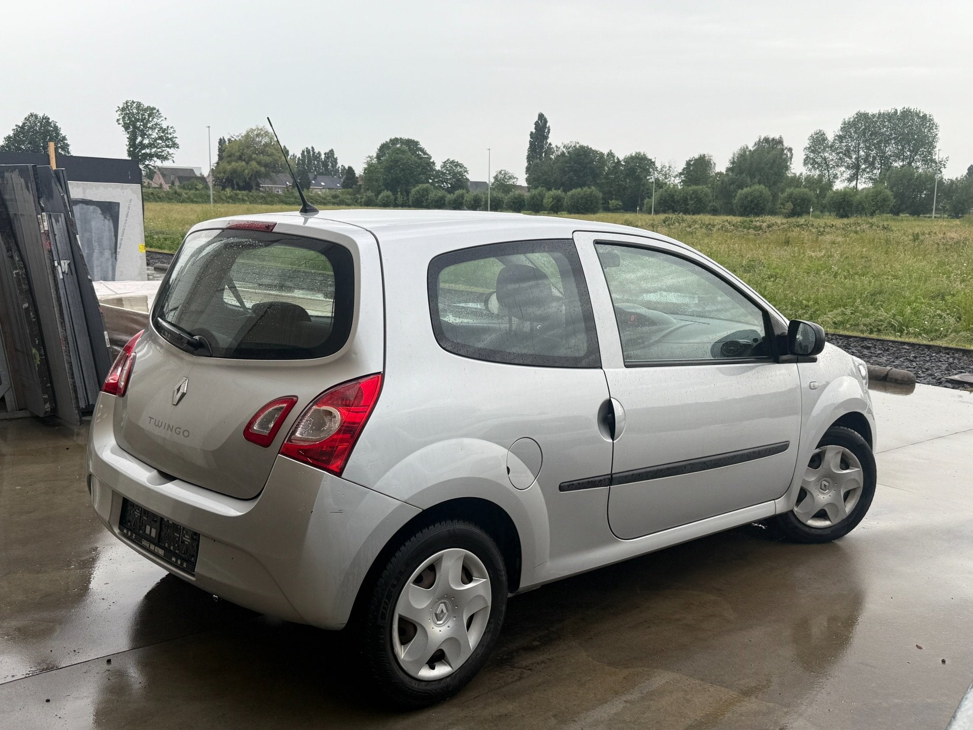 Renault Twingo, Autos, https://public.car-pass.be/vhr/61a256a8-cb94-4651-aa9a-450fd64a6073, Entreprise, Boîte manuelle, Tissu