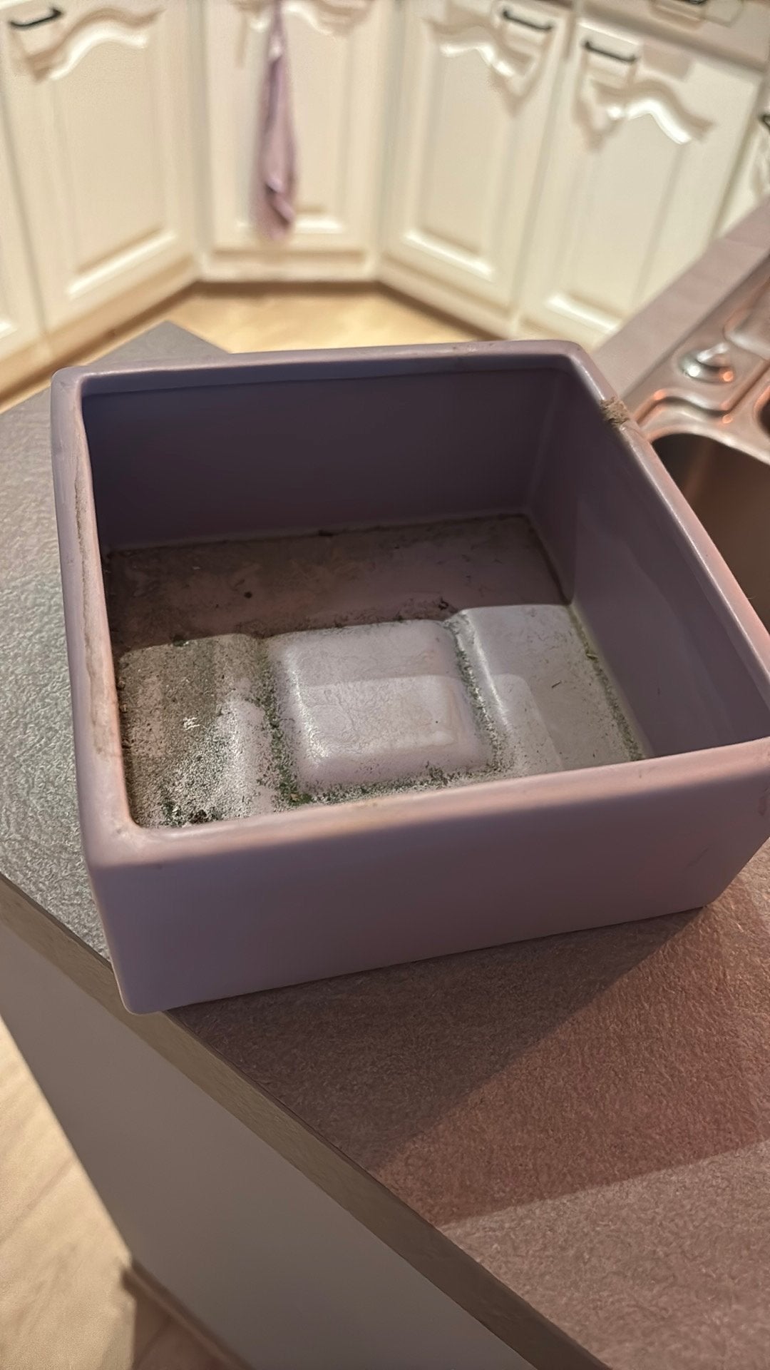 Light purple lilac square ceramic pot, Ophalen, Zo goed als nieuw