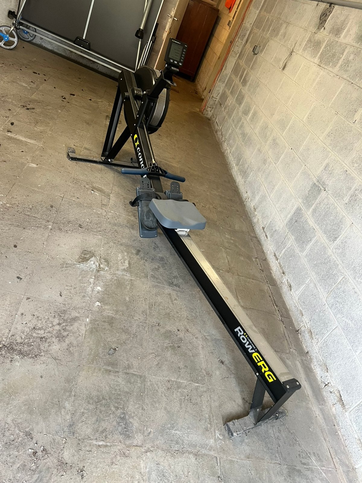 Concept2 Rameur RowErg avec une marche d’accès élevée, Ophalen, Zo goed als nieuw, Roeitrainer