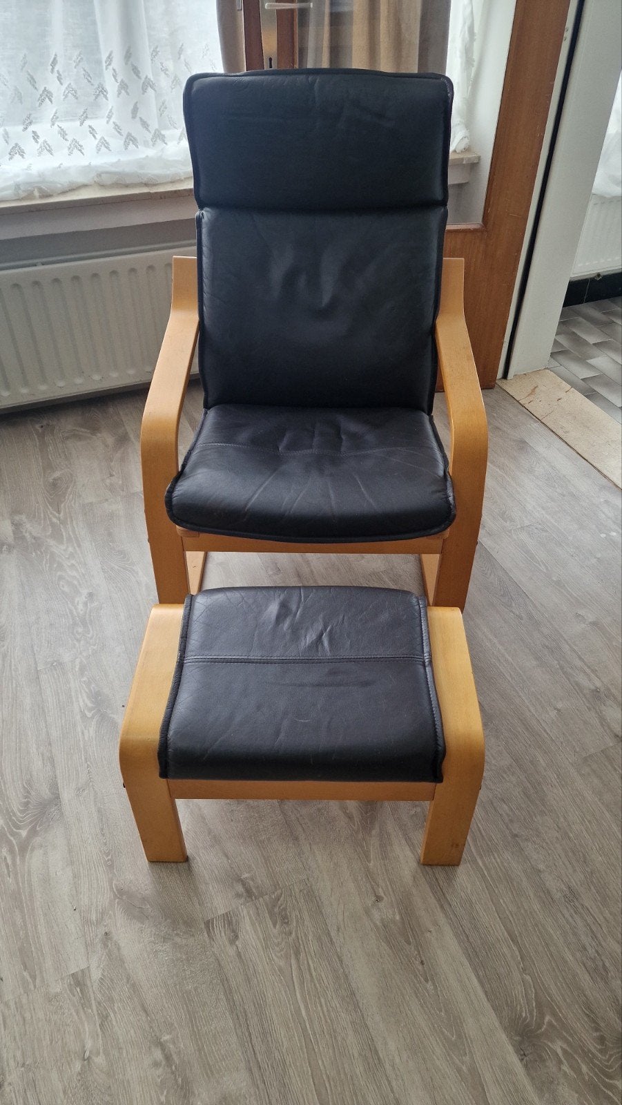 Ikea Poäng Schommelstoel met bijzettafeltje, Ophalen, Leer
