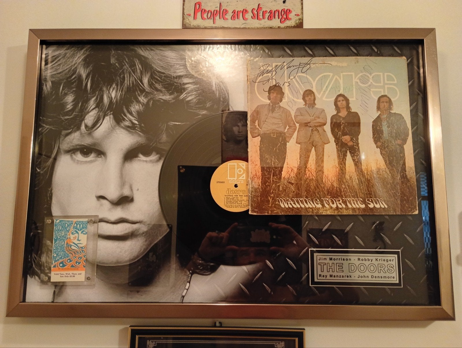 The Doors, Ophalen, Gesigneerd