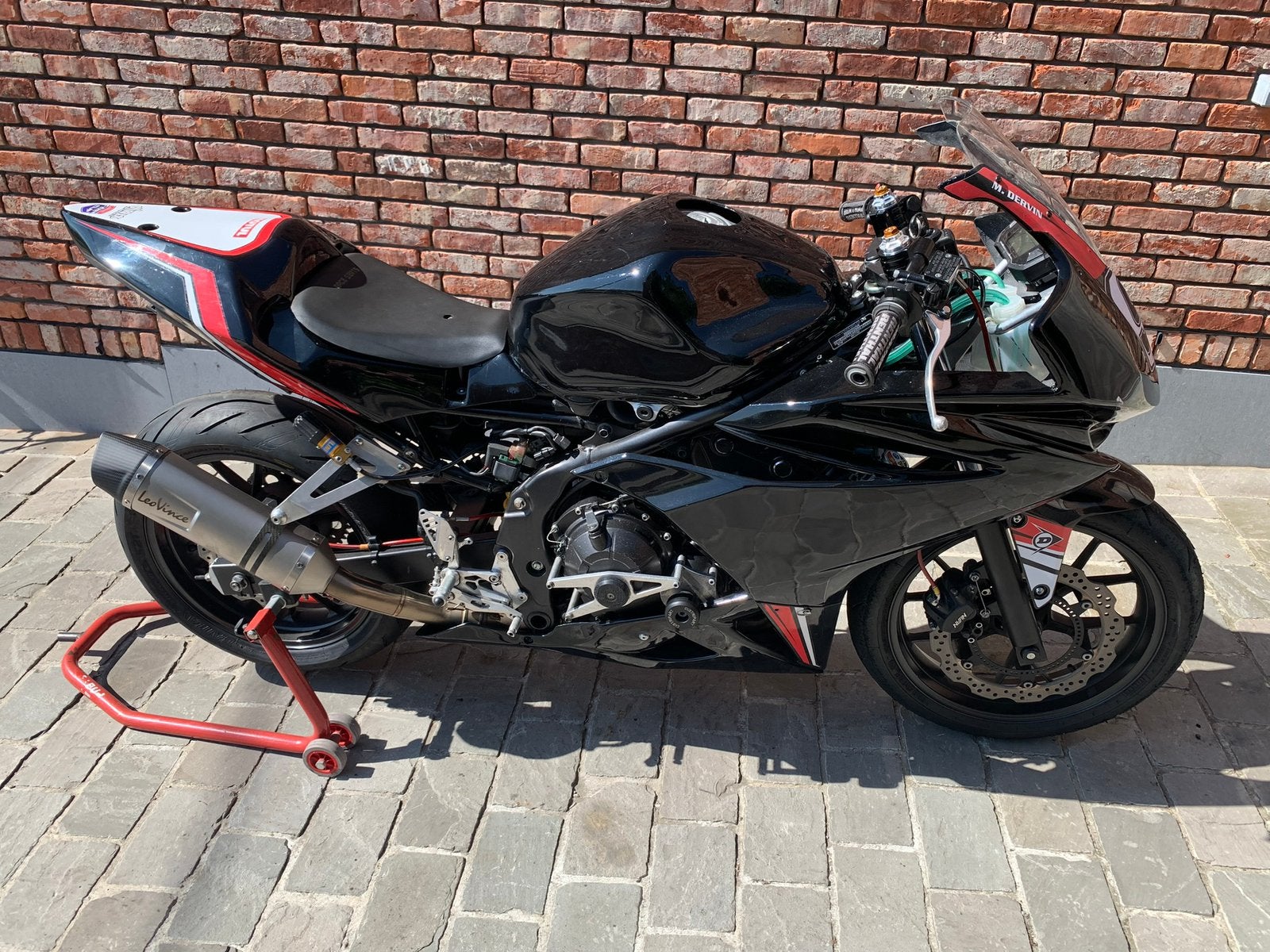 CBR500rr (tasse à pâtes pour vélo de piste), Particulier, Quickshifter