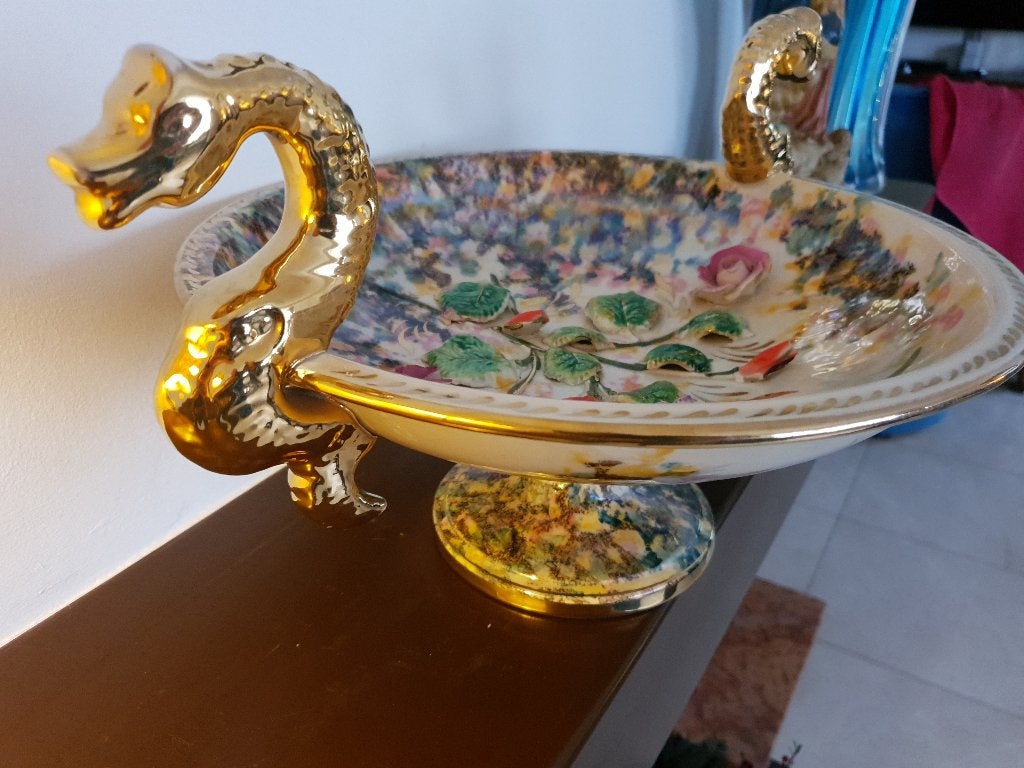 Bol italien à décor de deux têtes de serpent et de fleurs,, Émaillé, Rond, Comme neuf, Balance
