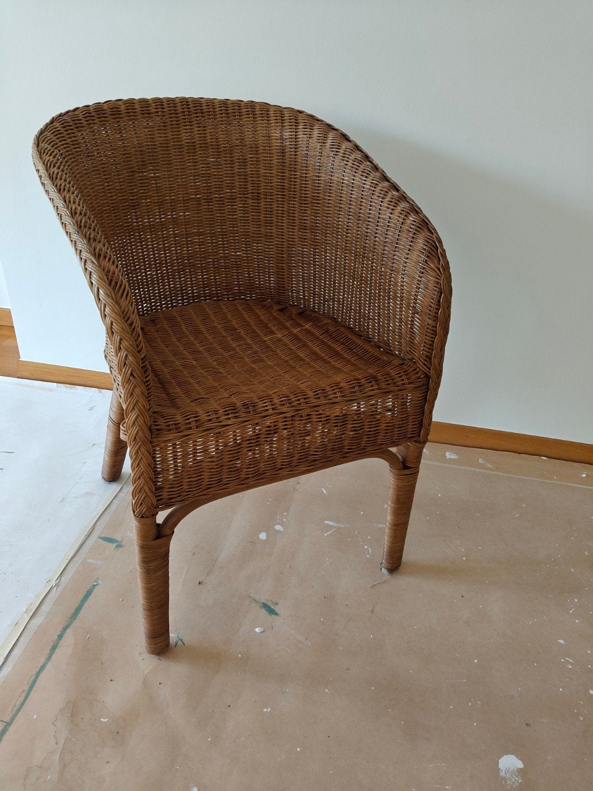 Vintage rieten fauteuil, Huis en Inrichting, Ophalen, Bruin, Riet of Rotan, Zo goed als nieuw