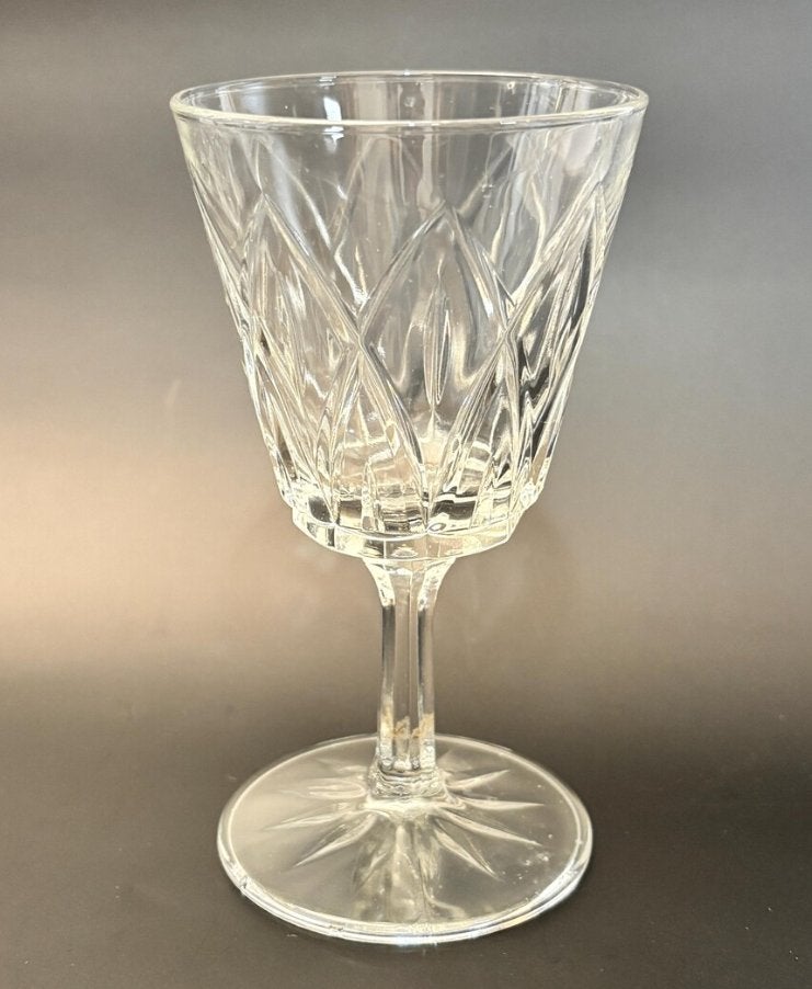 Verres anciens sur pieds Arlequin (longs), Maison & Meubles, Cuisine | Vaisselle, Verre ou Verres, Vintage, Comme neuf, Verre
