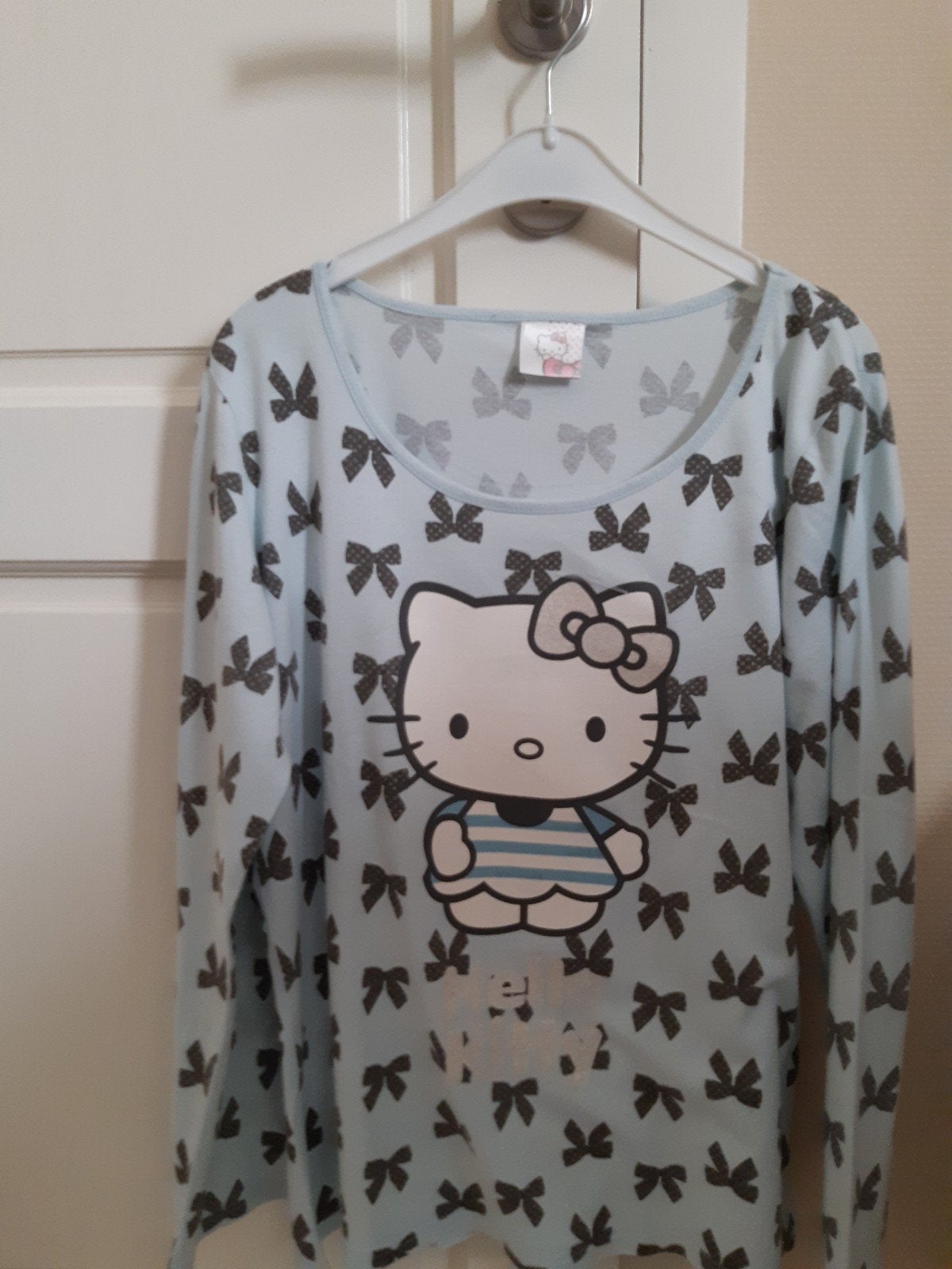 Slaap T-Shirt met lange mouwen., Kleding | Dames, T-shirts, Maat 38/40 (M), Hello Kitty, Lange mouw, Gedragen