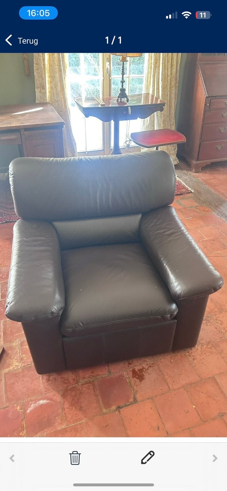 Zwart lederen fauteuil, Ophalen, Gebruikt