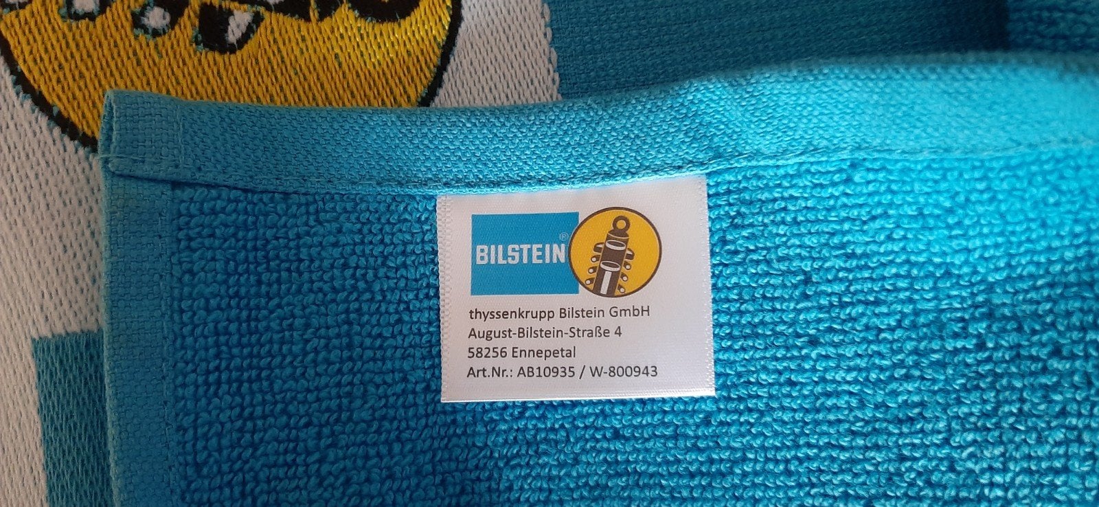 Serviette de bain Bilstein 130 cm par 70 cm, Enlèvement ou Envoi, Neuf