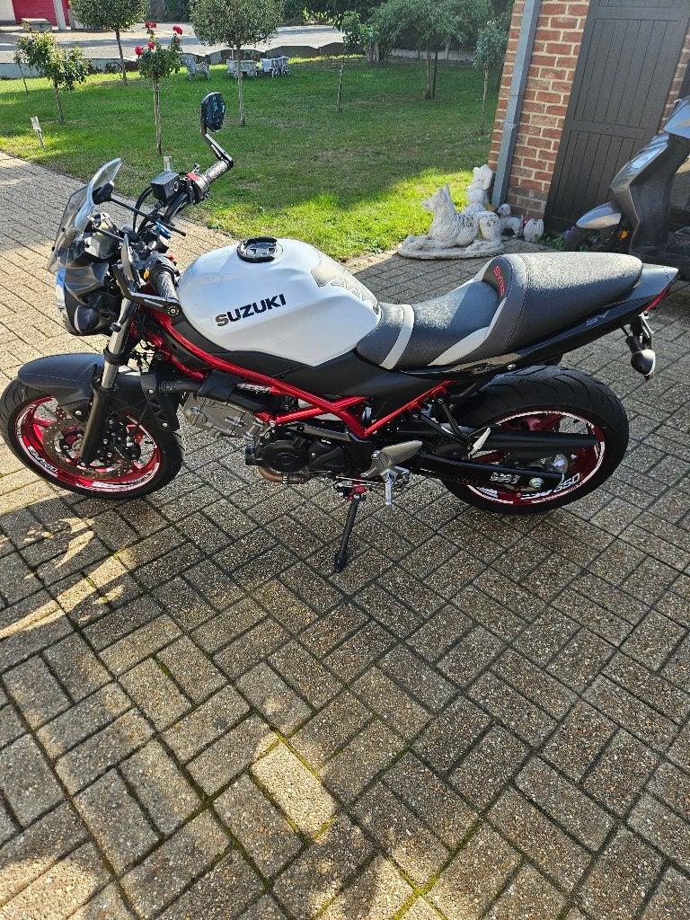 Suzuki sv 650, Motos, Permis Moto A, Plus de 35 kW, 2 cylindres, 650 cm³