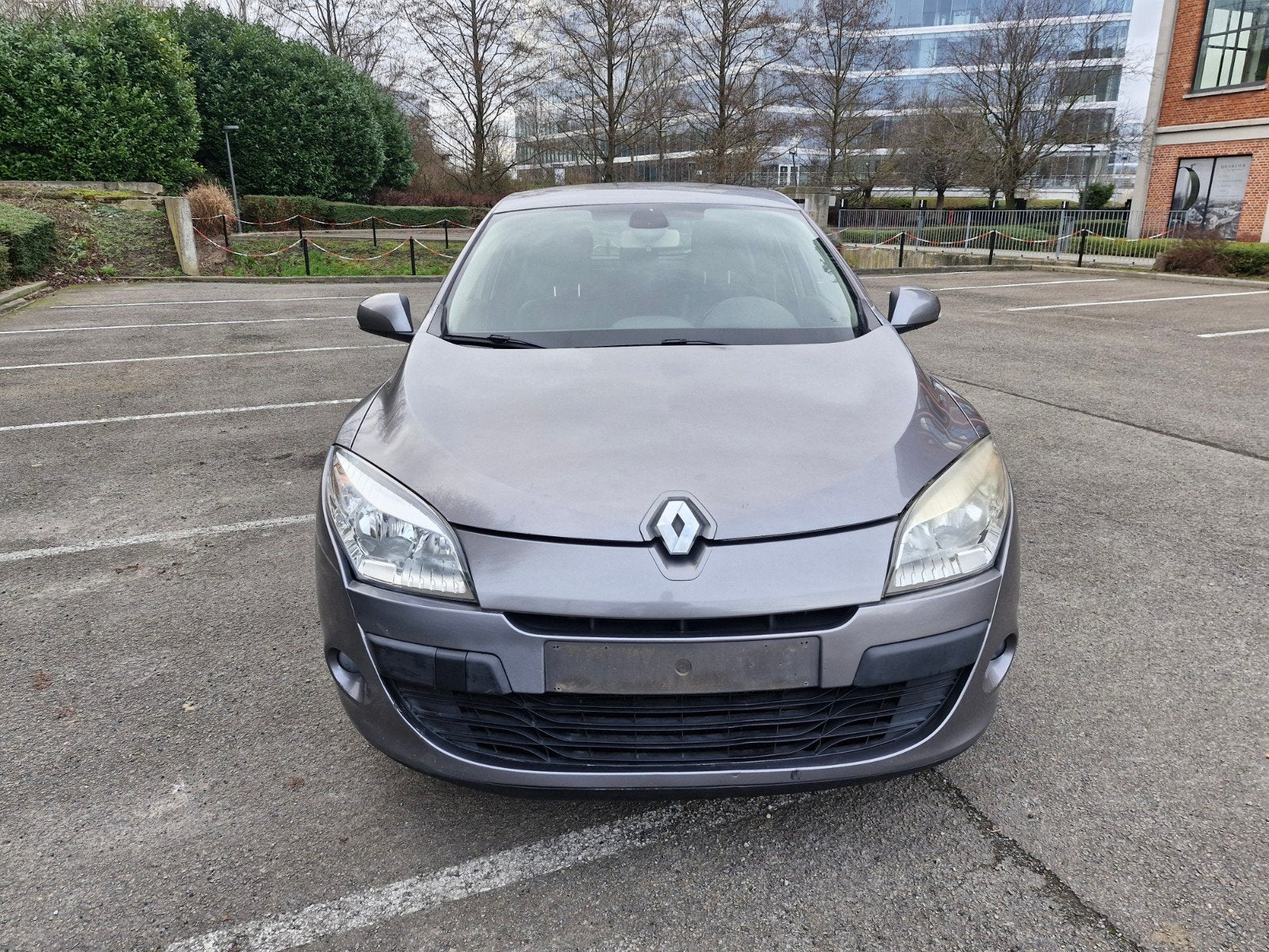RENAULT MEGANE 1.6 BENZINE MET 170DKM AIRCO/LEDER, Auto's, Renault, Zwart, Bruin, Leder, Handgeschakeld