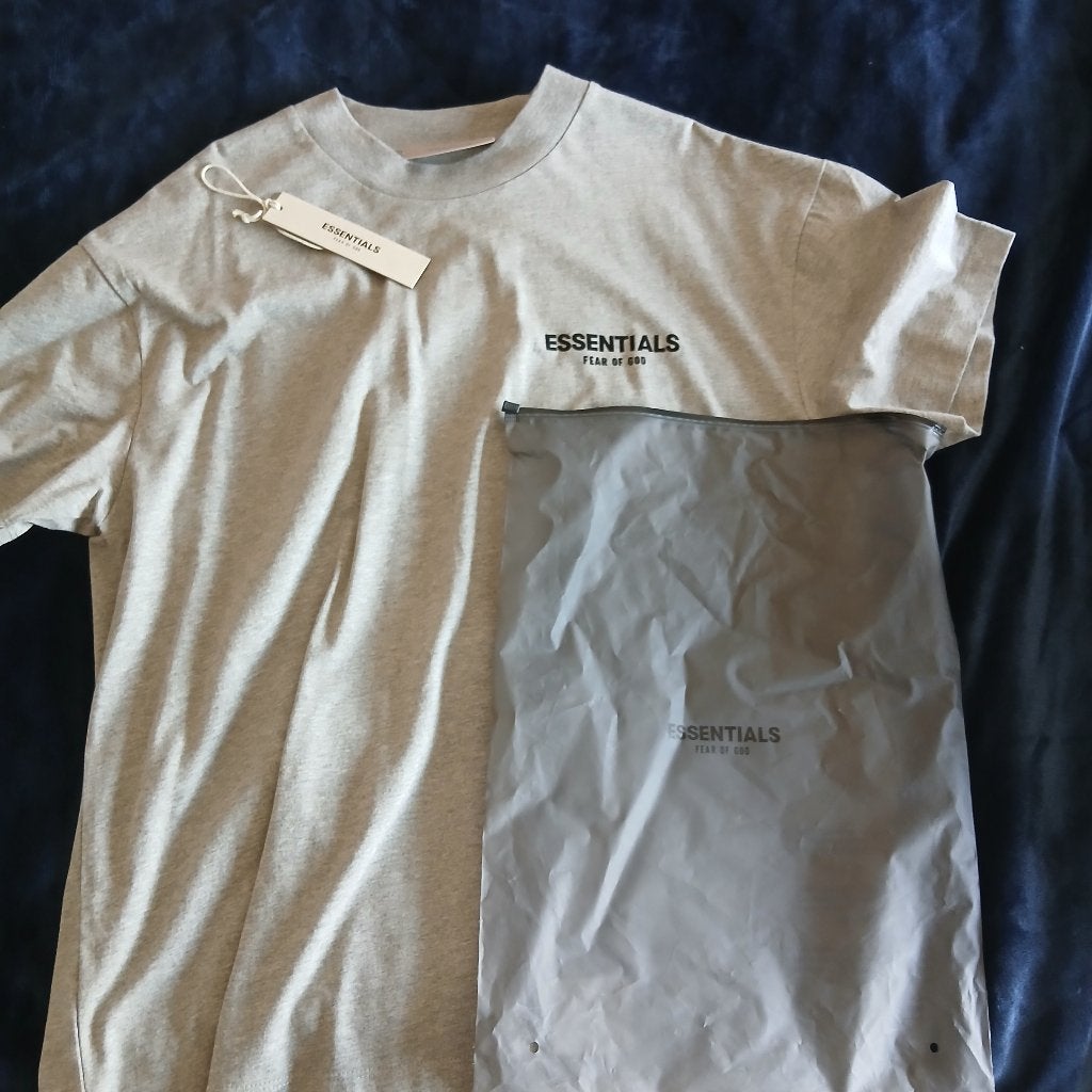 Essentials T-shirt maat M, Ophalen, Maat 48/50 (M), Nieuw, Essentials fear of god