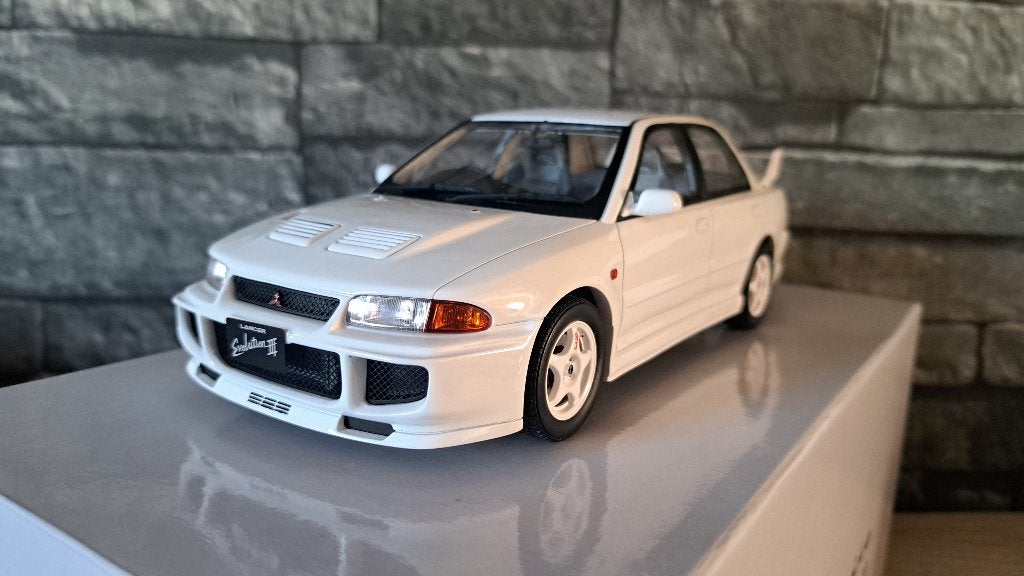 Mitsubishi Lancer EVO 3 GSR 1/18éme ottomobile, Neuf, OttOMobile, Enlèvement ou Envoi, Voiture