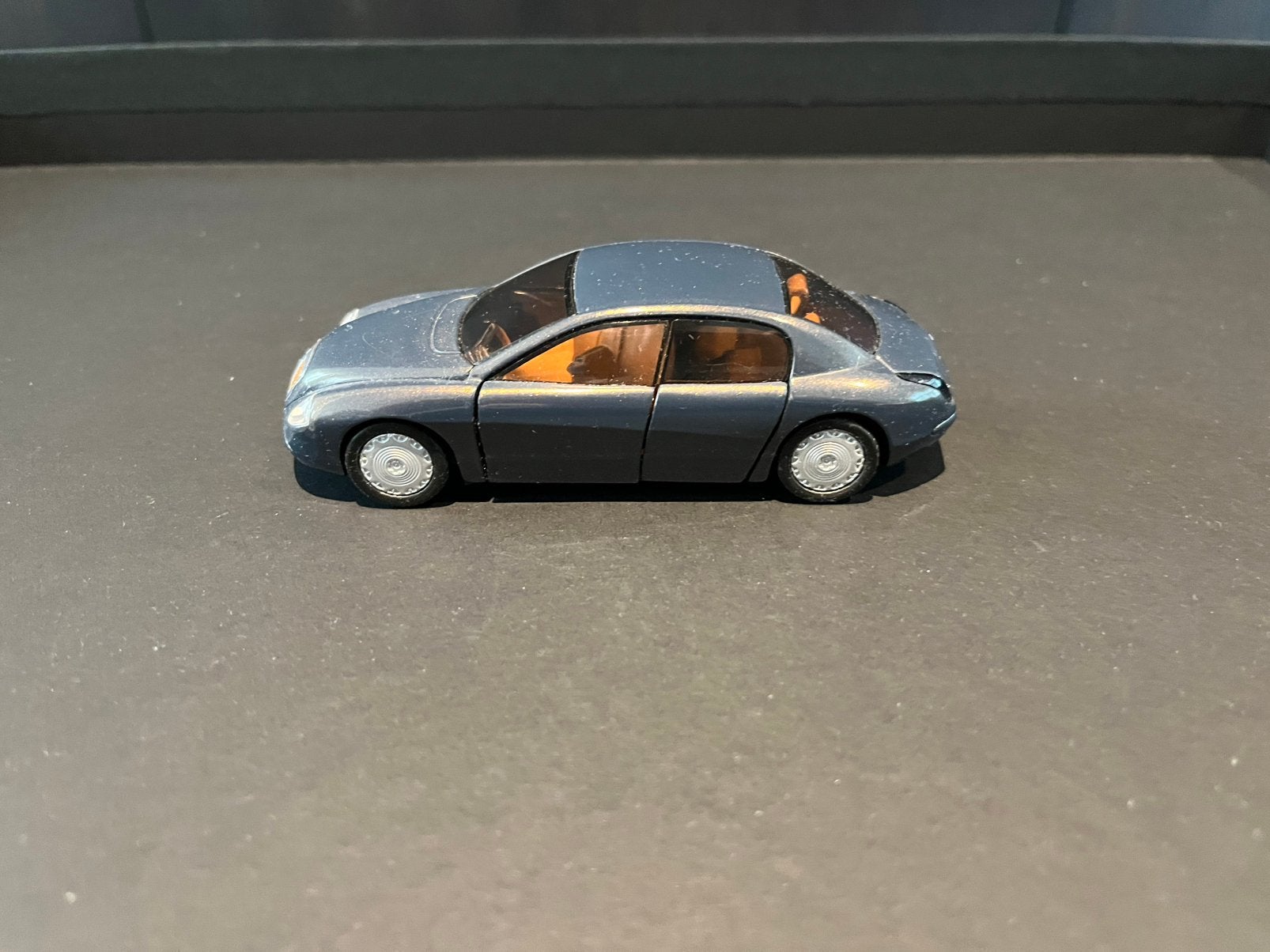 Lancia Dialogos, Hobby & Loisirs créatifs, Voitures miniatures | 1:43, Enlèvement, Comme neuf
