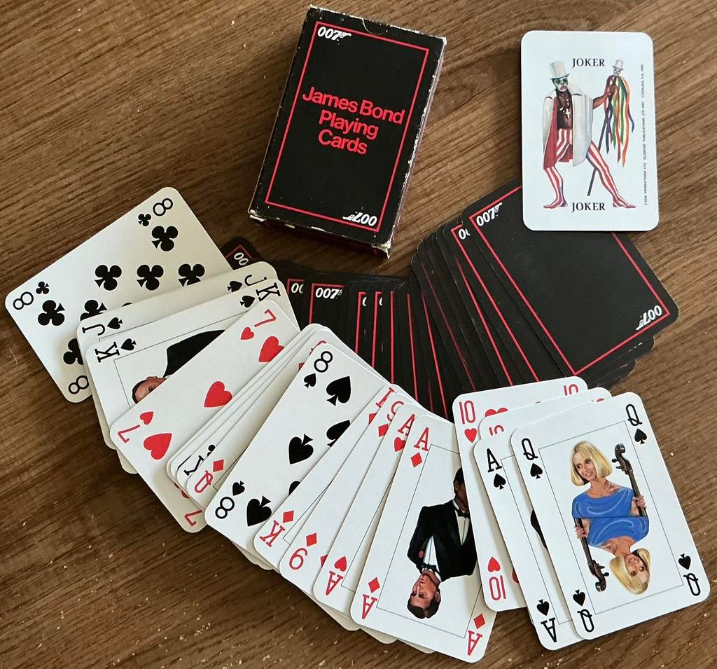 Kaartspel JAMES BOND, Verzamelen, Ophalen of Verzenden, Zo goed als nieuw, Speelkaart(en)