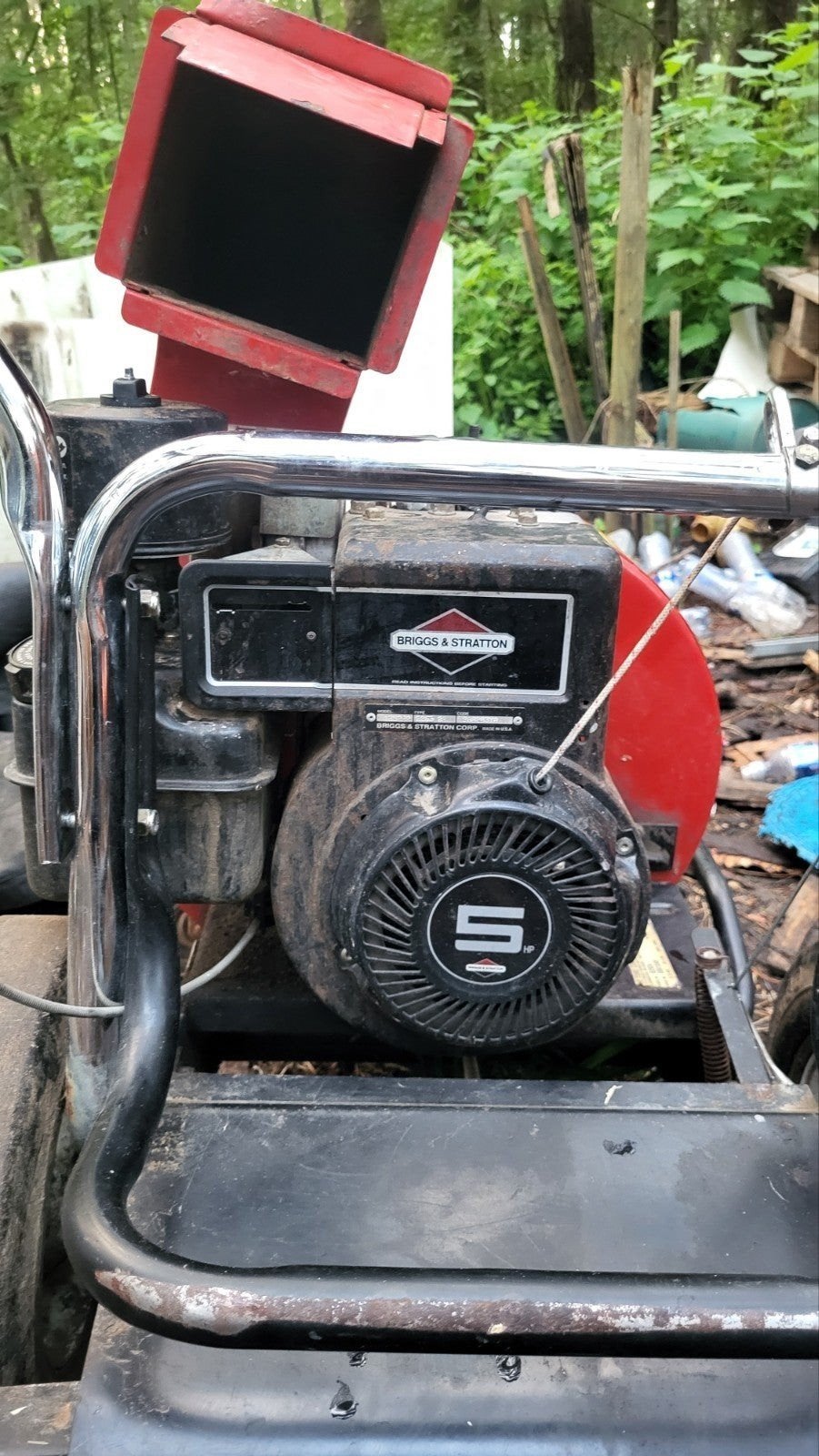 moteur aspiré et autonome Briggs & Stratton, Bricolage & Construction, Enlèvement, Comme neuf, 5 à 10 kVA, Essence