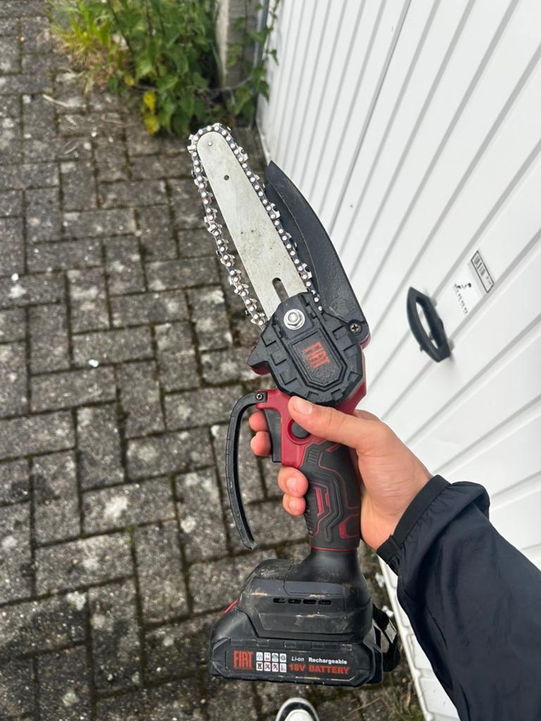 Mini kettingzaag, Ophalen, Zo goed als nieuw, Kettingzaag